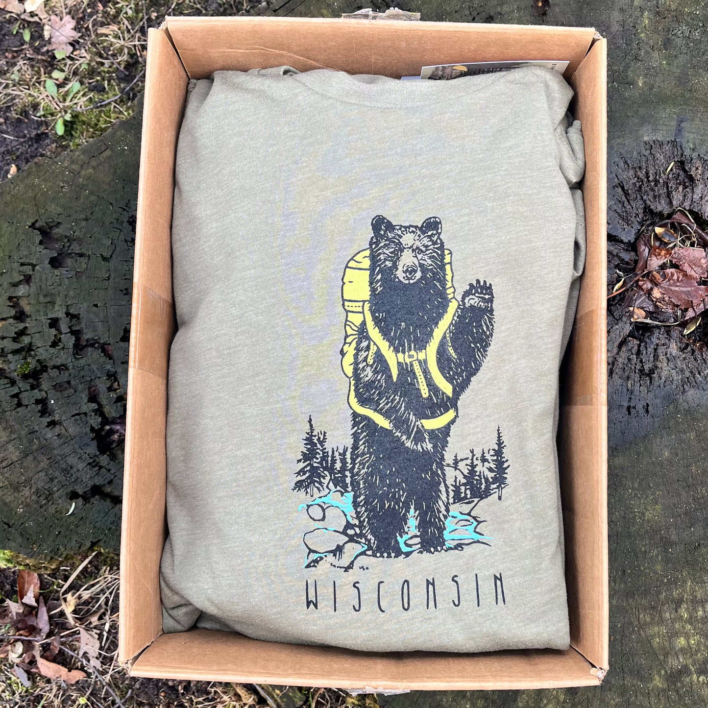 Wisconsin Hiking Buddy Starter Box (light olive)