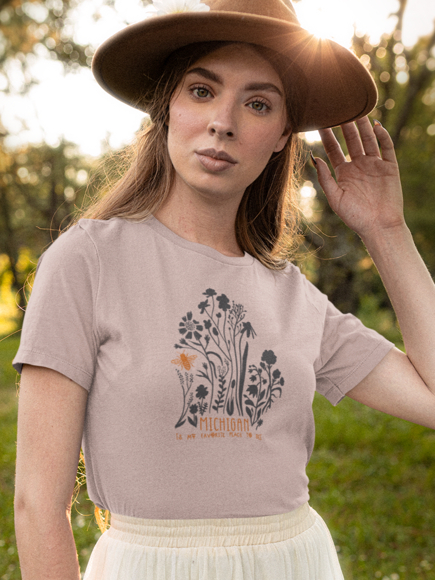 Michigan is My Favorite Place to Bee Unisex Tee