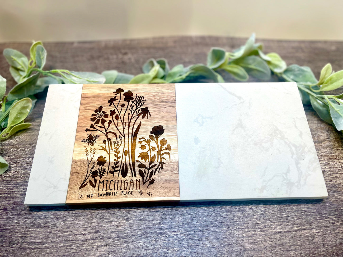 Michigan Bee White Marble Serving Board (cs 6)