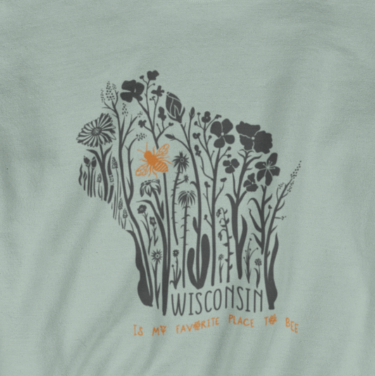 Wisconsin is My Favorite Place to Bee Ladies Fleece Pullover